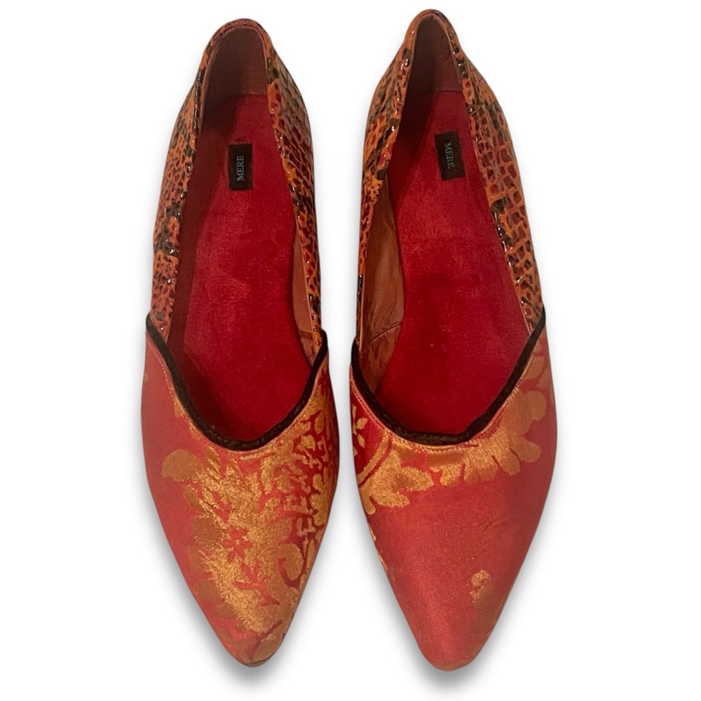 MERE Handcrafted Brocade Contrast Texture Snakeskin Pointed Toe Wood Heel Flats - Picture 3 of 16